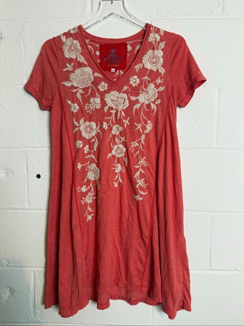Johnny Was JW Los Angeles Women’s Small Coral Floral Embroidered Swing Dress Boh